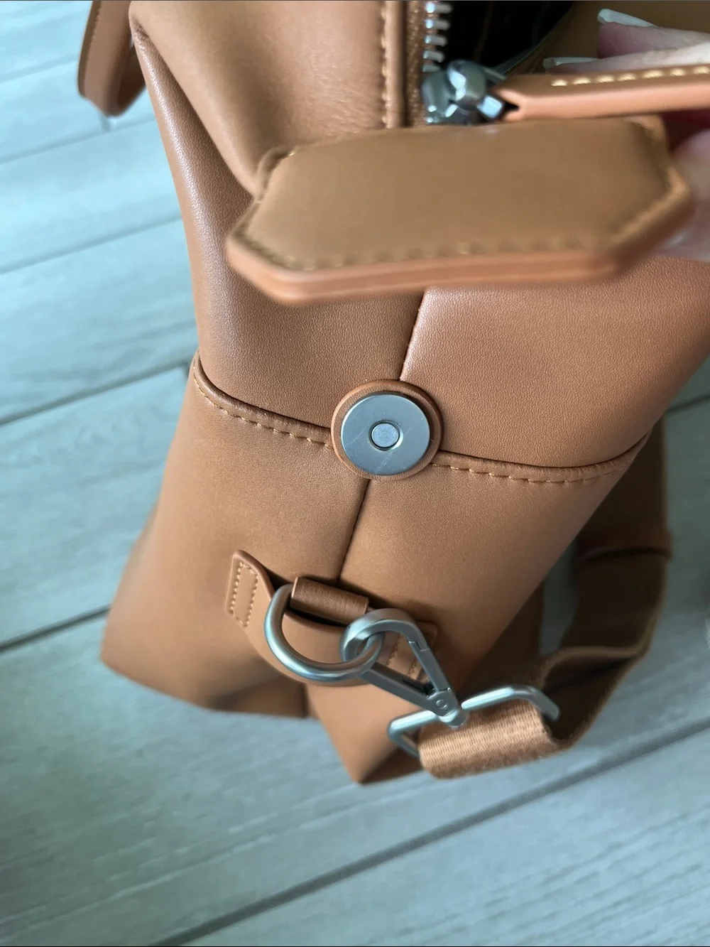 Monos tan duffel